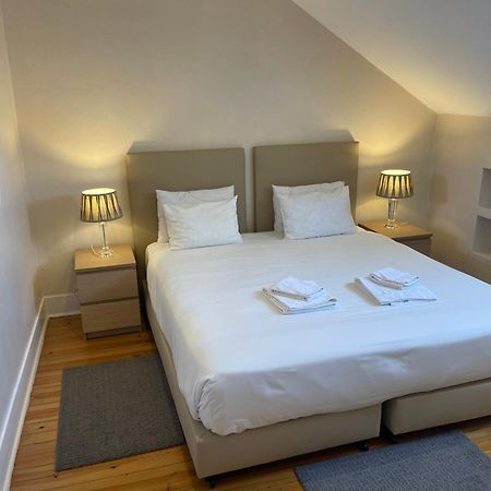 Beautiful Apartment Bairro Alto - River View Lisbon Bagian luar foto
