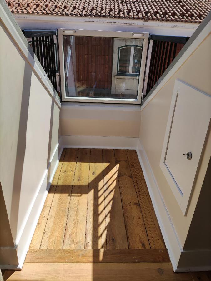 Beautiful Apartment Bairro Alto - River View Lisbon Bagian luar foto